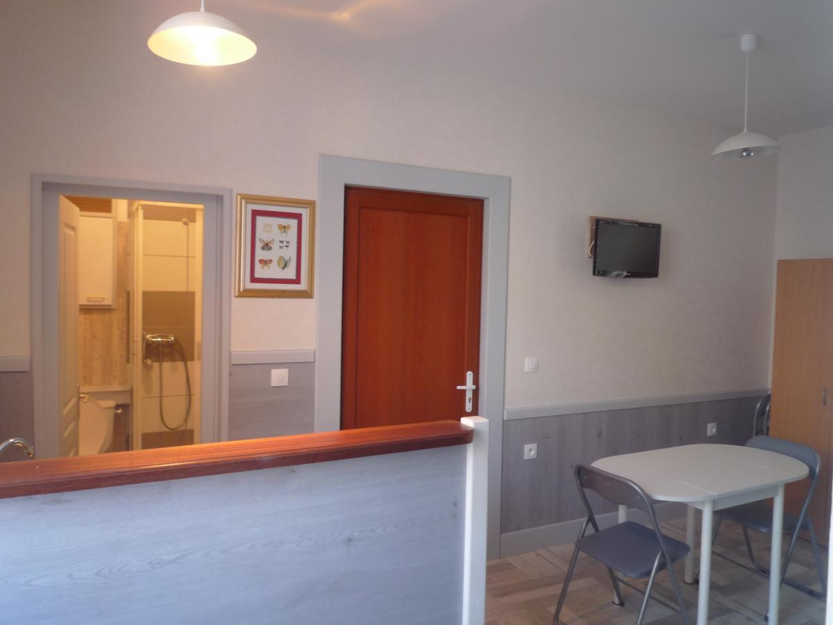 Au Relais Du Parc De Millevaches Hotel Felletin Bagian luar foto